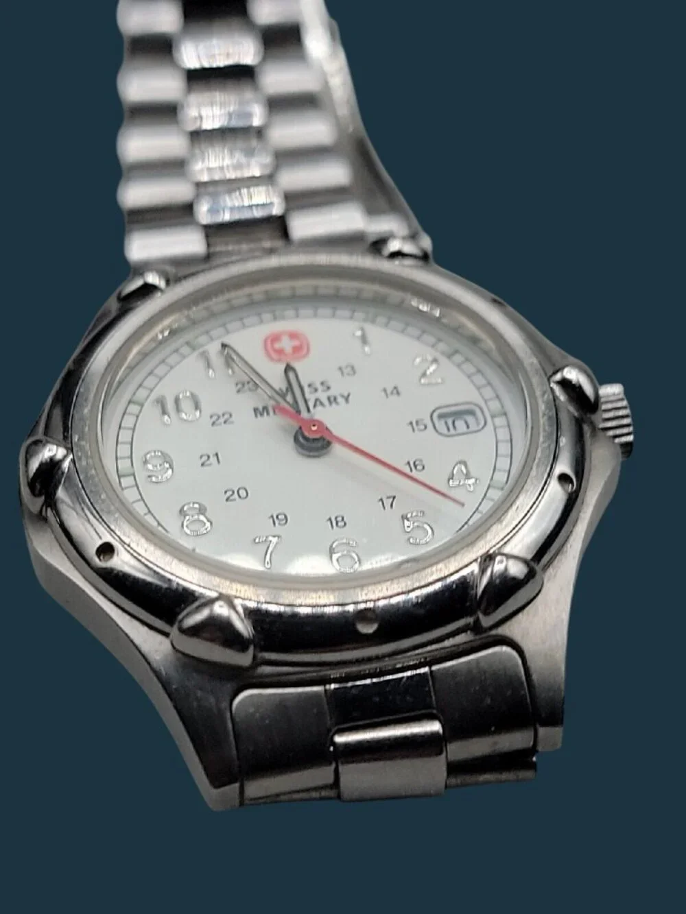 Vintage Wenger Swiss Military Watch 5020X SAK Design White Dial Date RUNS VG